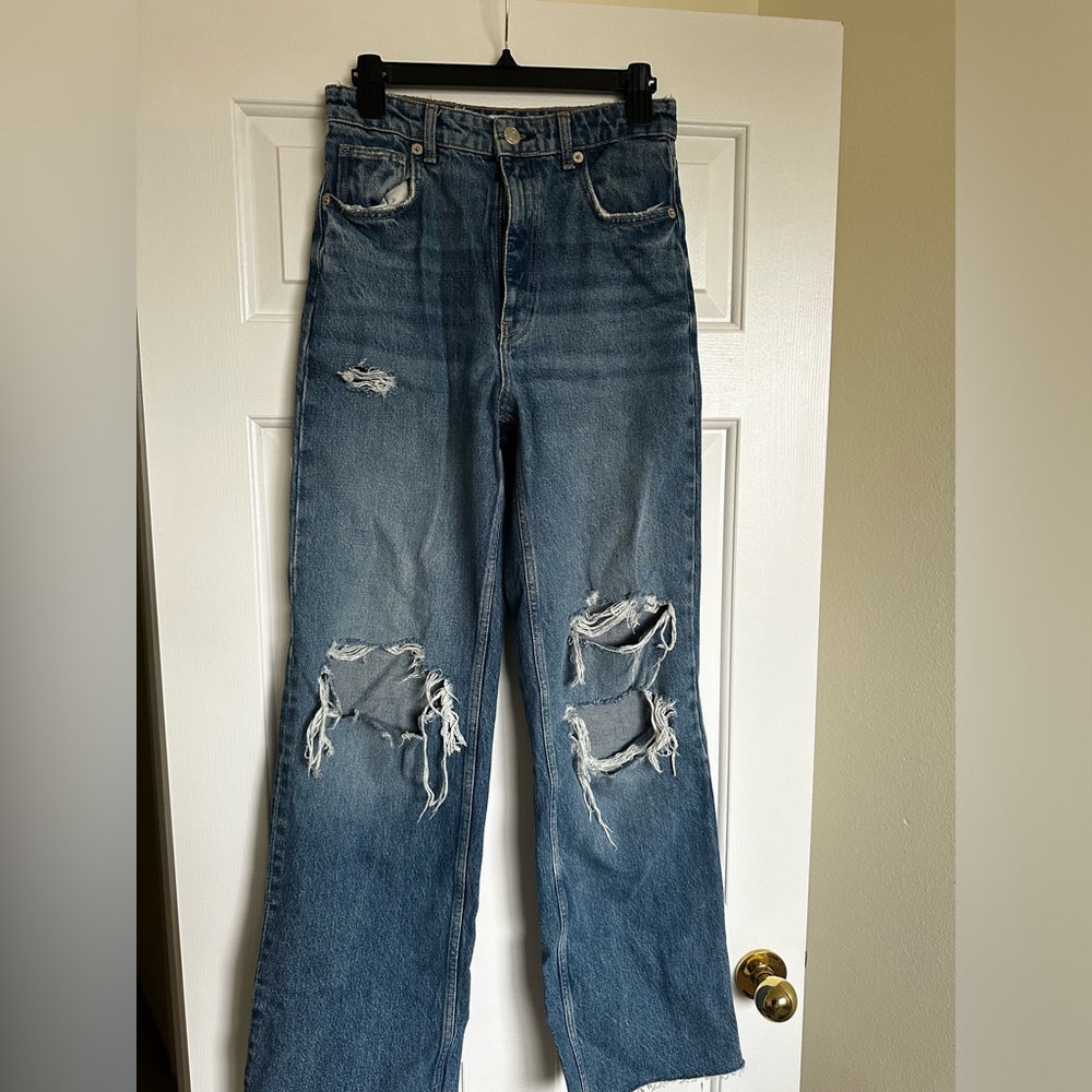 Women’s dark denim Zara jeans